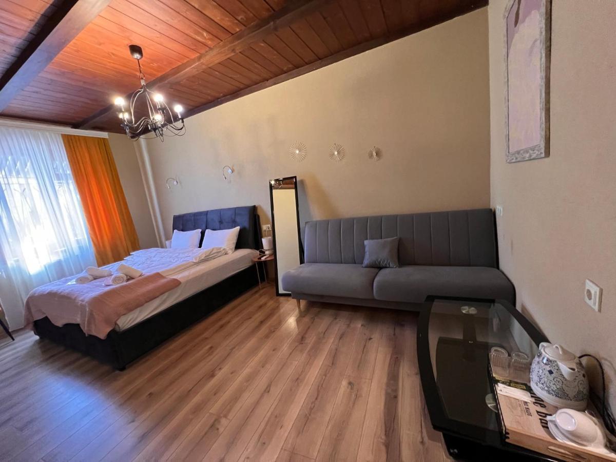 Hotel Old Tbilisi 5 Rooms Exterior photo
